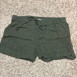 Lucky Brand Sz L Women's Green Casual Shorts